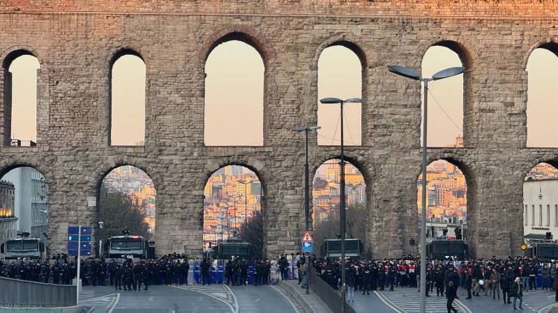 Eylem yasağı süresi uzatıldı, "eylem yapması muhtemel kişilerin" şehre giriş-çıkışı yasaklandı!