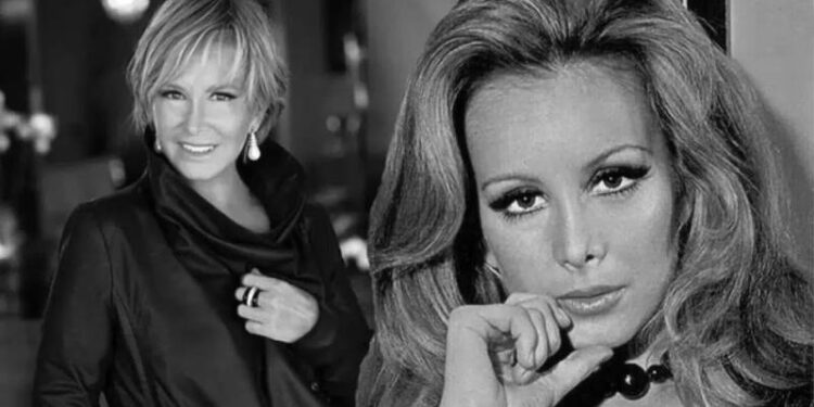 Filiz Akın, sade bir törenle defnedildi