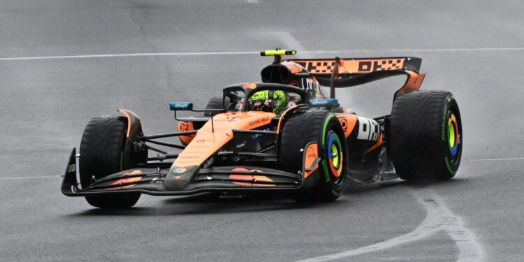 Formula 1'de Sezonun İlk Yarışını McLaren Pilotu Lando Norris Kazandı