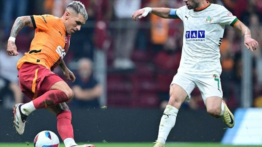 Galatasaray ile Alanyaspor 18. Randevuda: İlk Gol Geldi