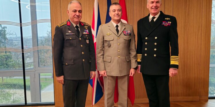 Genelkurmay Başkanları Paris’te toplandı; Avrupa güvenliği masaya yatırıldı