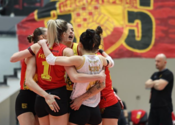 Göztepe Voleybol Adım Adım Sultanlar Ligi'ne