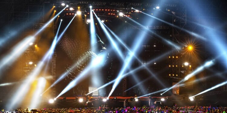 Güvencesiz sahne; Türkiye'de işçilerin sendika ve sigorta mücadelesi