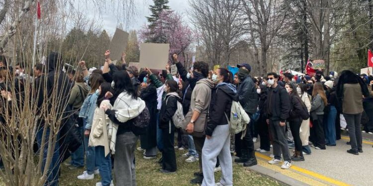 Hacettepe’de boykot gerilimi