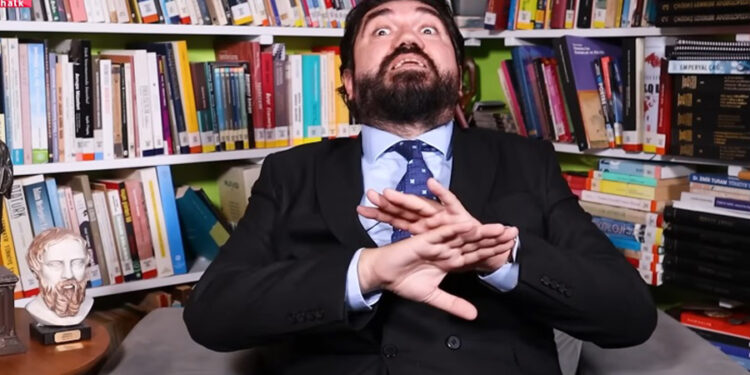 Halk TV’de Rasim Ozan Kütahyalı krizi: İstifa ve tepkiler peş peşe geldi