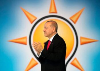 Hırsızlığı, yolsuzluğu arsızca savunan alçaklar!