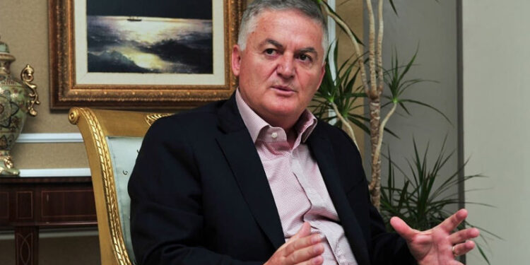 Hulusi Akar’ın kızı ile İmamoğlu bire bir aynı durumda