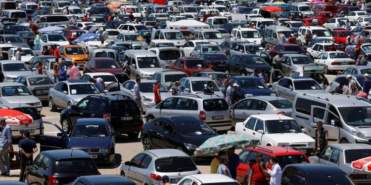 İkinci El Otomobil Almak İsteyenler Dikkat! Gözden Kaçıranın Elinde Kalacak