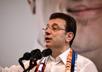 İmamoğlu'na salon vermediler!