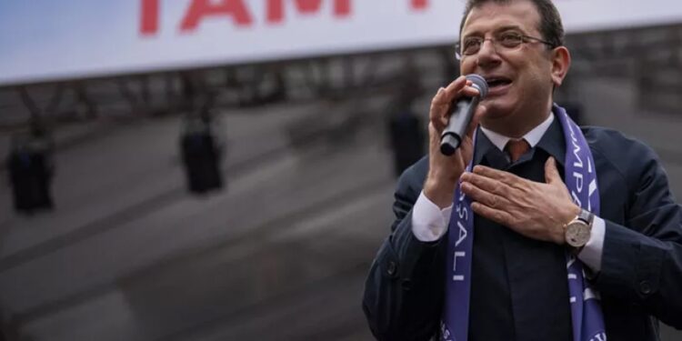 İmamoğlu'ndan Cumhurbaşkanı Adayı Olarak İlk Mesaj