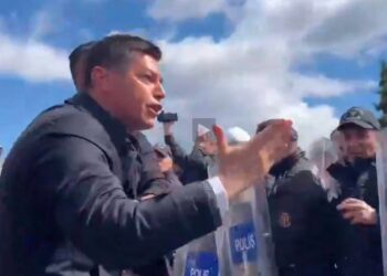 İmamoğlu'nun gözaltına alınmasını protesto eden Marmaris Belediye Başkanı Ünlü hakkında soruşturma