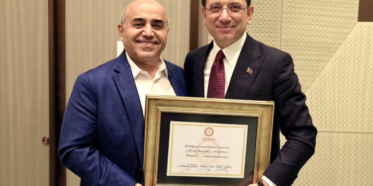 "İmamoğlu'nun merkezde olduğu bir "suç örgütü" kurgusu oluşturulmaya çalışılıyor"