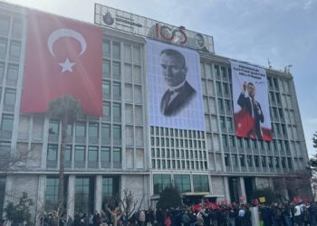 İstanbul'un yeni başkanı kim olacak, kulislerde hangi isimler öne çıkıyor?