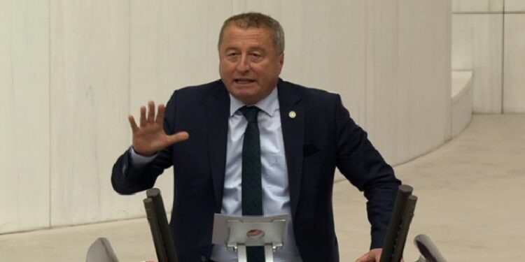 İyi Parti'li Hakan Şeref Olgun'dan İmamoğlu'nun gözaltına alınmasına tepki