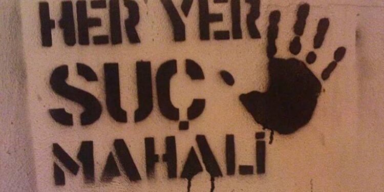 İzmir'de eşi ve çocuklarına şiddet uyguladığı öne sürülen erkek gözaltına alındı!