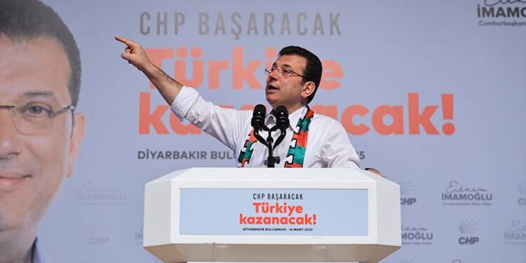 Kürtler "var" dediği müddetçe Kürt sorunu vardır; silahlar susmalı, çözüm toplumun tüm kesimlerinin diyaloguyla Meclis zemininde olmalı
