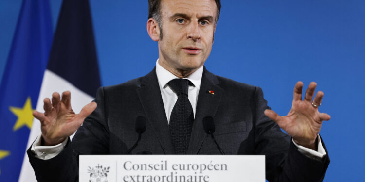 Macron ve Putin arasında “Napolyon” tartışması
