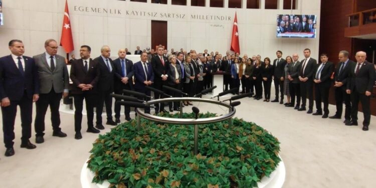 Meclis'te İmamoğlu gerginliği: Genel Kurul kapatıldı