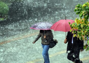 Meteoroloji'den Tüm Yurda Alarm... Gök Gürültülü Sağanak Yağış ve Fırtınaya Dikkat!