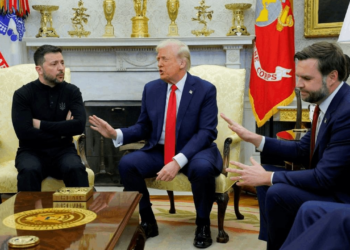 Milyonların Gözü Önünde Azarlamıştı: Trump, Zelenskiy ile Görüştü