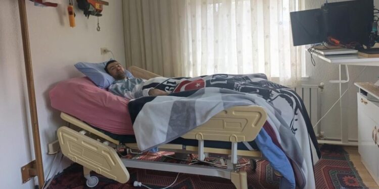 Onun Dünyası 16 Yıldır 6 Metrekarelik Bir Oda... 'Akvaryumdaki Balıktan Farksızım'