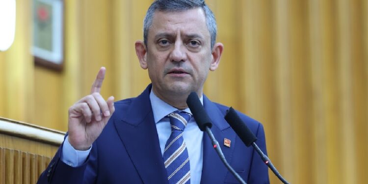 Özgür Özel'den Suriye'de Alevileri Hedef Alan Saldırılar İçin Talimat