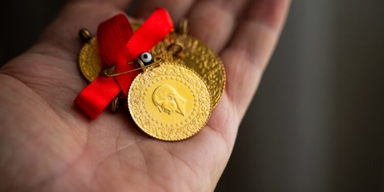 SON DAKİKA: Altın Fiyatlarında 3’lü Rekor! Çeyrek Altın 6 Bin Lirayı Aştı (18 Mart Salı Güncel Gram Altın Fiyatları)