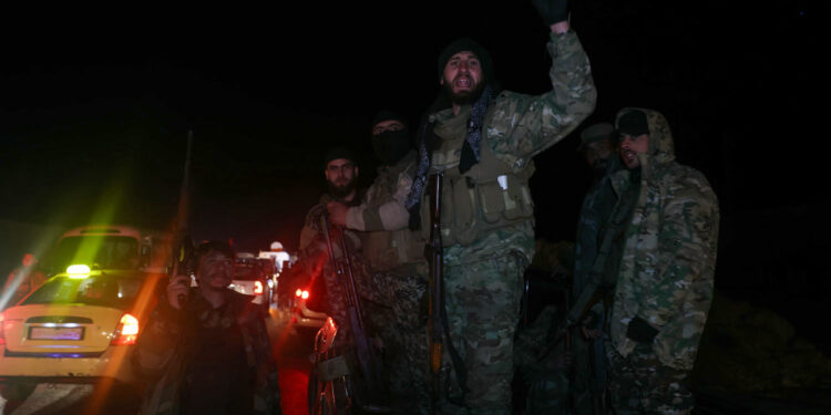 SURİYE | Yeni rejim güçleri ile Esad yanlıları arasındaki çatışmalarda ölü sayısı 70’i geçti