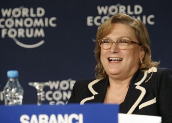 Sabancı Holding Yönetiminde Bir Dönem Sona Eriyor: Güler Sabancı Görevini Bırakıyor