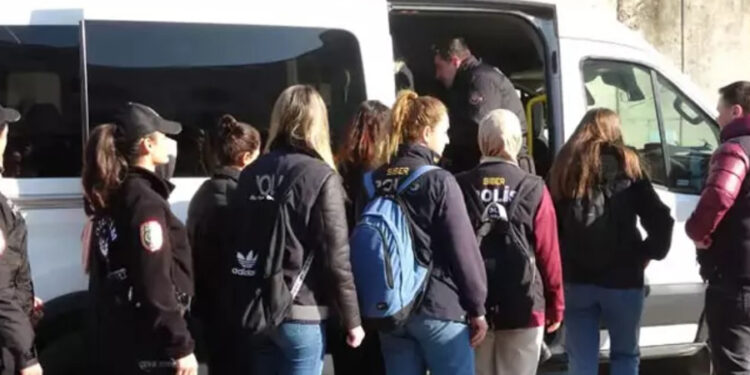 Sahte bungalov ilanıyla 120 milyon liralık dolandırıcılık: 30 şüpheli adliyeye sevk edildi