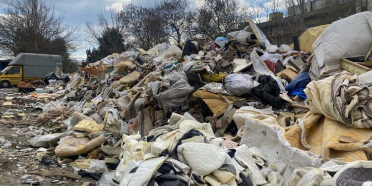 Sanayi Sitesi Çöplüğe Döndü: Esnaf İsyanda