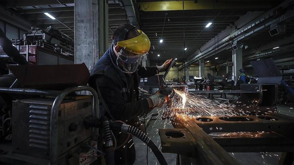 Sanayi üretimi 9 ayın en düşük seviyesinde