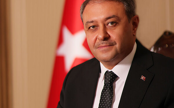 Şanlıurfa Valisi faturayı velilere kesti