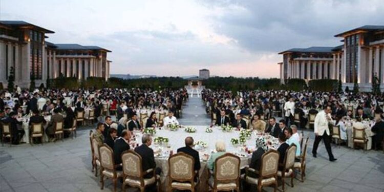 Saray’da kurulacak 6 bin kişilik iftar sofrasının maliyeti günlük 1.5 milyon TL