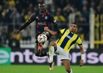 Sarı Lacivertliler Kader Maçına Çıkıyor! Rangers-Fenerbahçe Maçının İlk 11'leri Belli Oldu