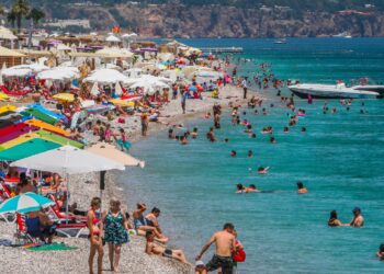 Sezon açılışı öne çekildi; turizmde dört bayram sevinci yaşanıyor!