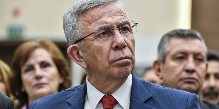 Sonuçları açıkladı, erken seçim istedi