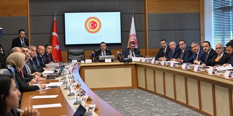 TBMM Kartalkaya Yangın Faciasını Araştırma Komisyonu Toplandı
