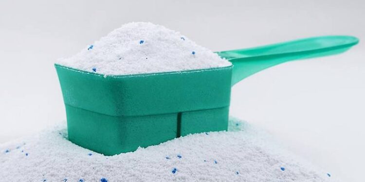 "Tek yıkamada çıkar" dedikleri leke, 8 yıkamada çıktı