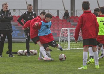 Toulouse FC Antrenörleri, Samsunspor'un Genç Futbolcularıyla Antrenman Yaptı