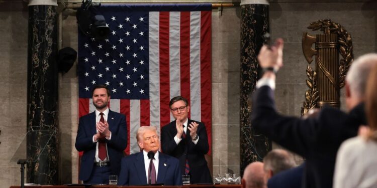 Trump 5 Yıl Sonra İlk Defa ABD Kongresi’ne Hitap Etti! Tüm Dünyanın Beklediği Açıklama: 'Amerika Geri Döndü'