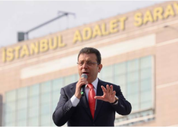 Türkiye bugün büyük bir ihanete uyandı, demokrasi meydanlarında sesinizi yükseltin