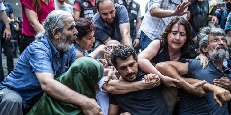 Uluslararası Af Örgütü'nden Bakan Yerlikaya’ya "Cumartesi Anneleri" çağrısı