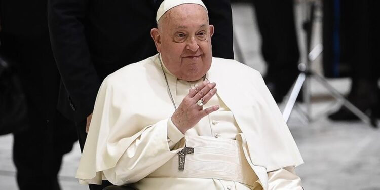 Vatikan Duyurdu: Papa Franciscus'in İyileşme Süreci Devam Ediyor