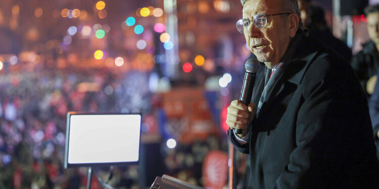 Yavaş: Artık tüm muhaliflerin yan yana gelmesi zorunluluktur