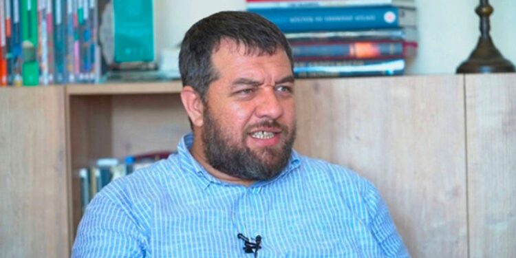 Yeni Şafak yazarı, Suriye'deki Alevi katliamını savundu!