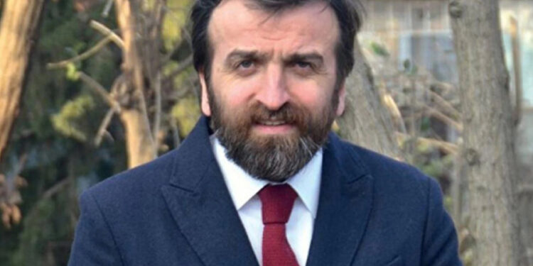 Yeni Şafak’ın eski yazarı İbrahim Paşalı, Flash TV’ye kayyım oldu