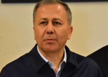 İçişleri Bakanı: Depremde can kaybı yaşanmadı