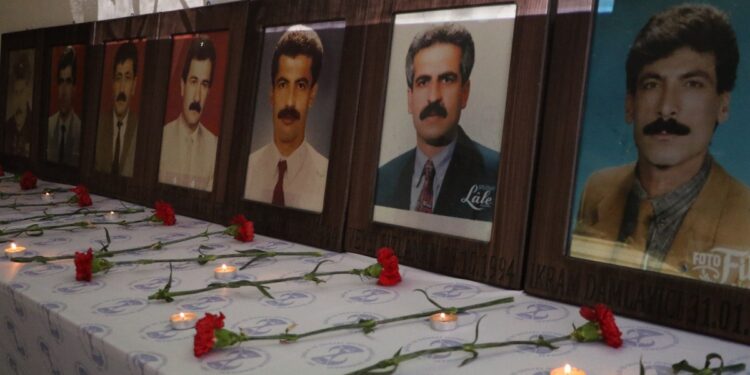 Sağlık emekçisi Necati Aydın anıldı