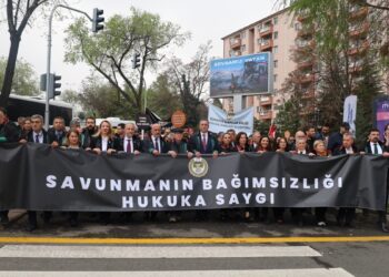 Avukatlar Günü yürüyüşü: Mesleğimize ve hukukun üstünlüğüne sahip çıkıyoruz